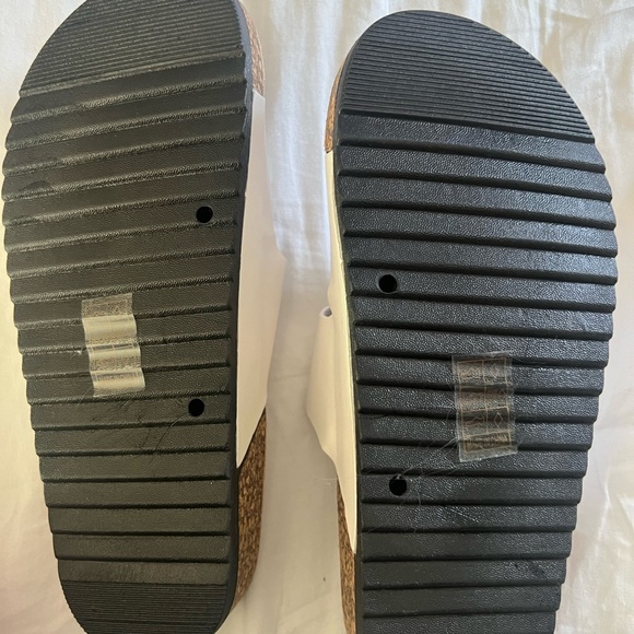 unworn shein sandels - Picture 2 of 4